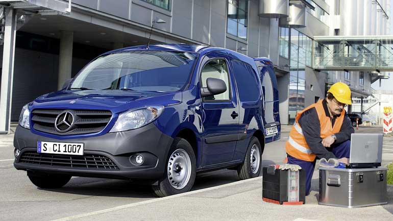 O νέος τιμοκατάλογος όλων των ελαφρών επαγγελματικών οχημάτων Mercedes